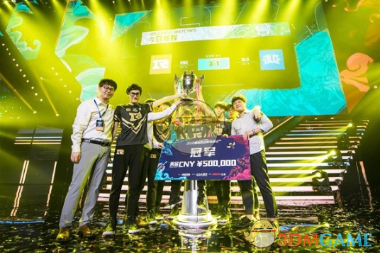 《LOL》RNG战队原阵容出征目标卫冕德杯