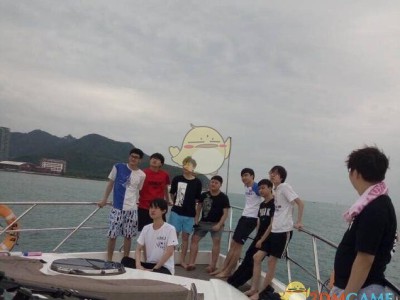 《LOL》RNG战队三亚旅游打破队员不和谣言